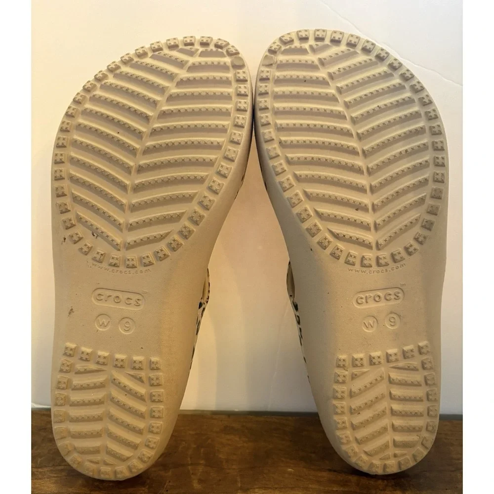 Crocs Kadee II Women's Flip Flop Sandals Leopard Print, Size 9 - Picture 5 of 5